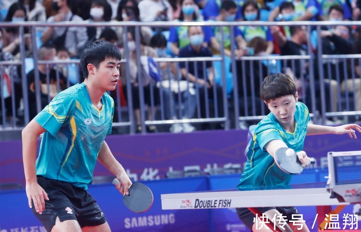 团队配合的 团队配合的