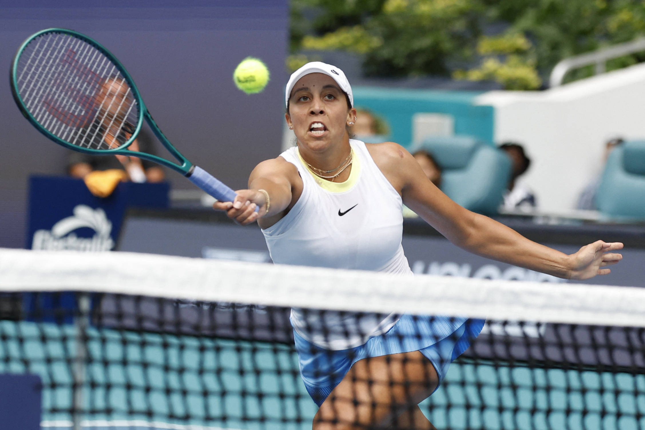 达到极强的 达到极强的