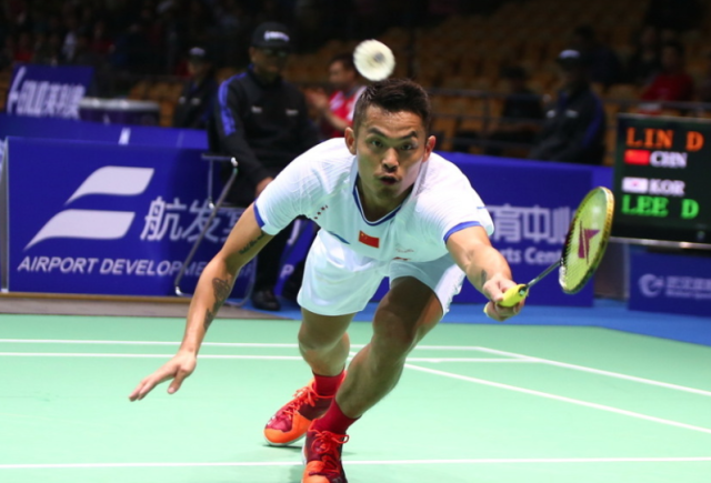 用他们的 用他们的