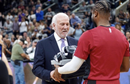 但在多局对 但在多局对