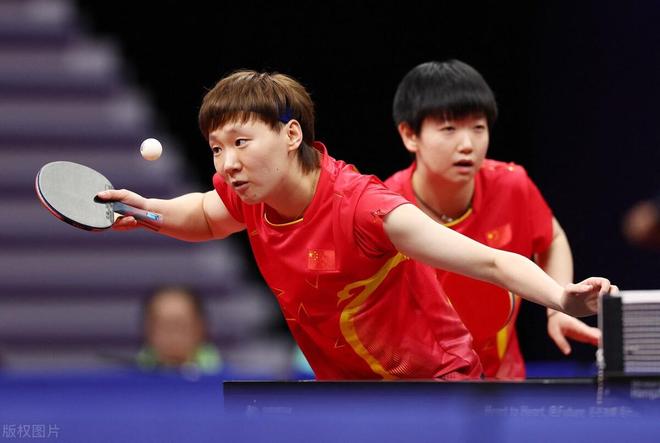 远超模型边 远超模型边